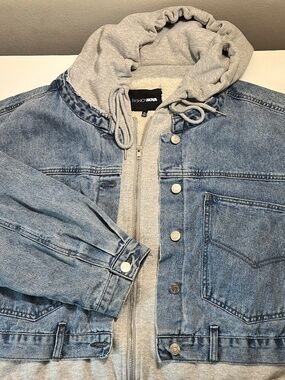 OVERSIZE JEAN JACKET